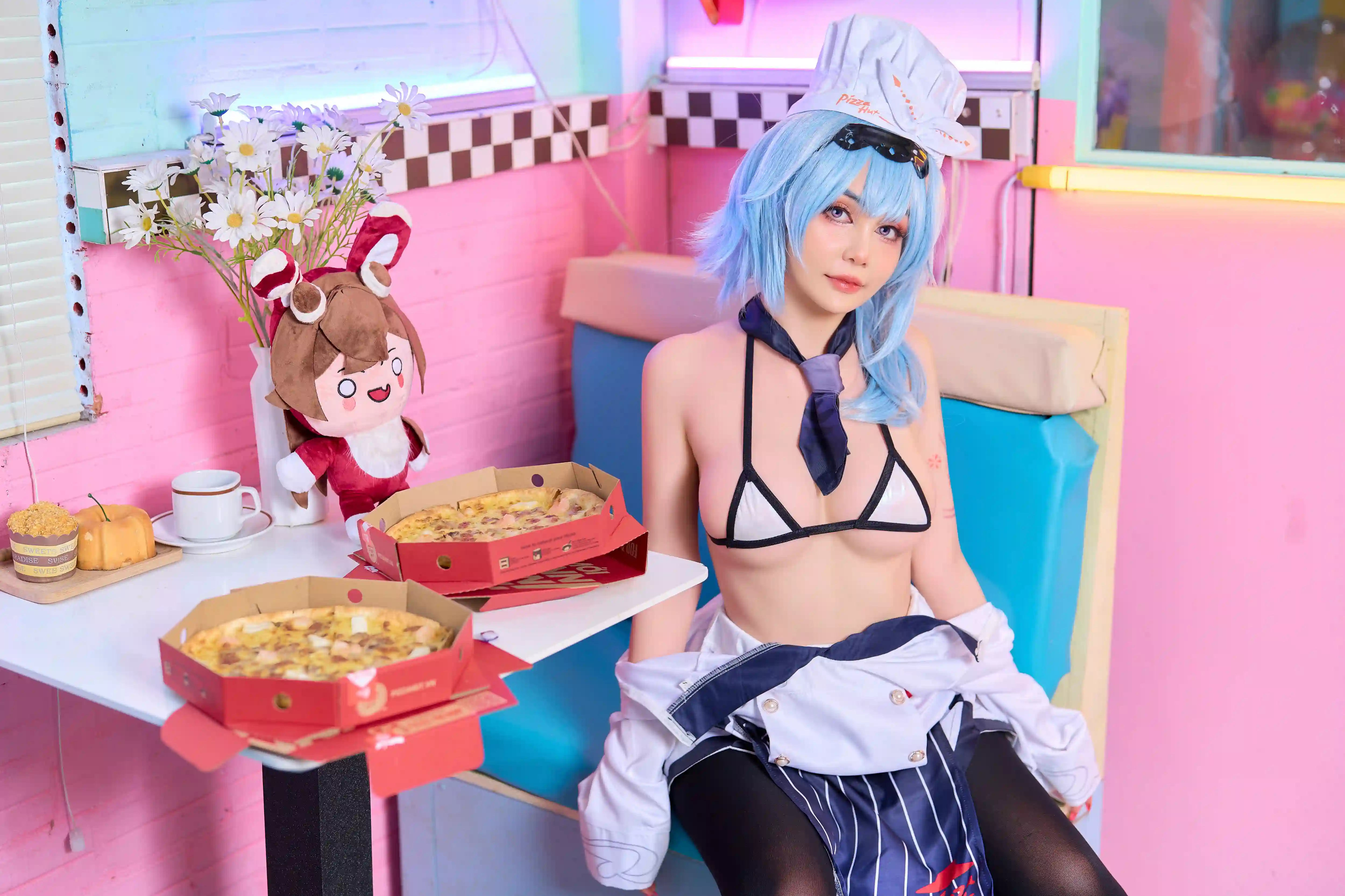 Joyce (Joyce Lin2x) cosplay Eula Pizza - Genshin Impact (10).webp