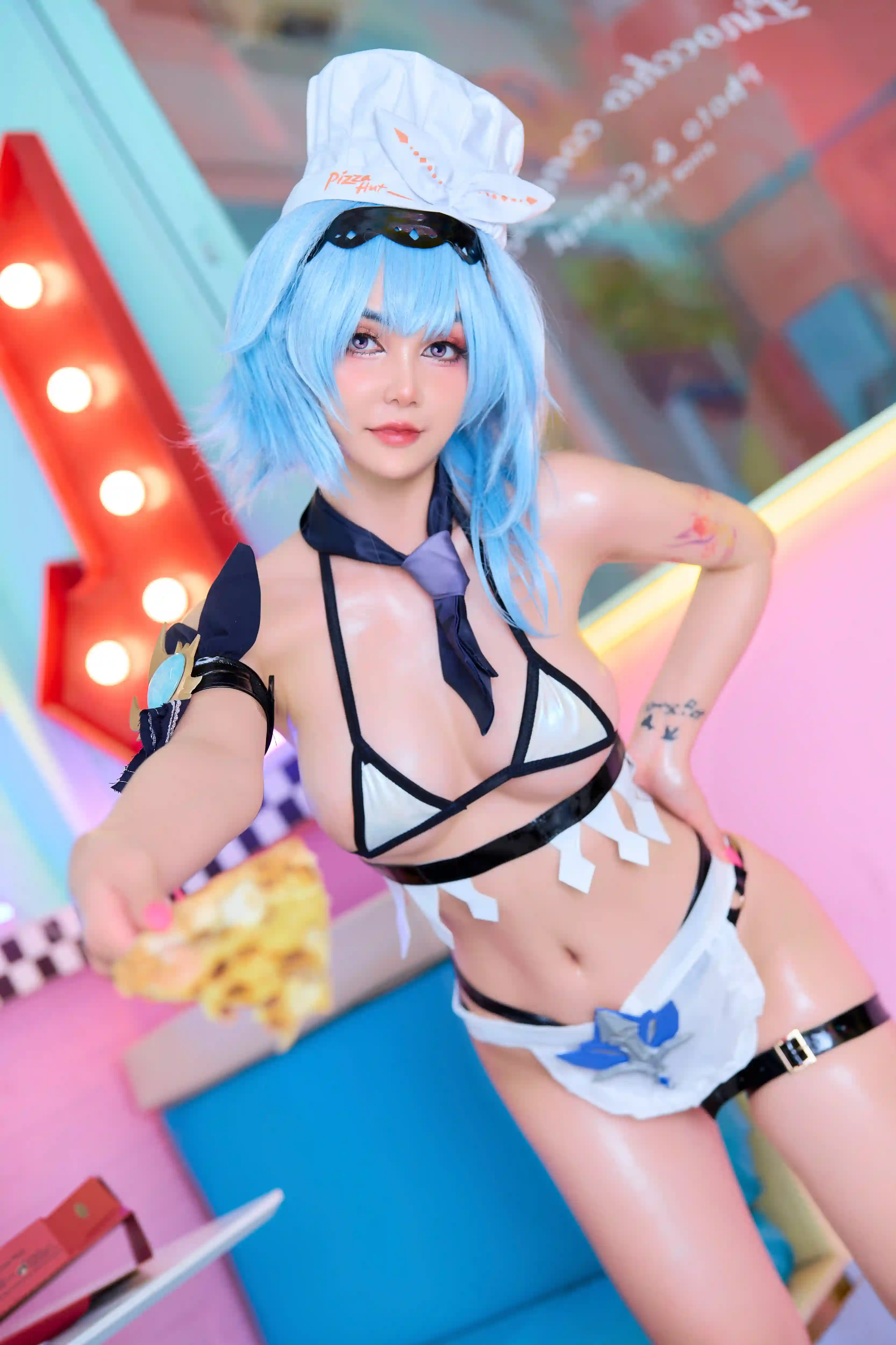 Joyce (Joyce Lin2x) cosplay Eula Pizza - Genshin Impact (20).webp