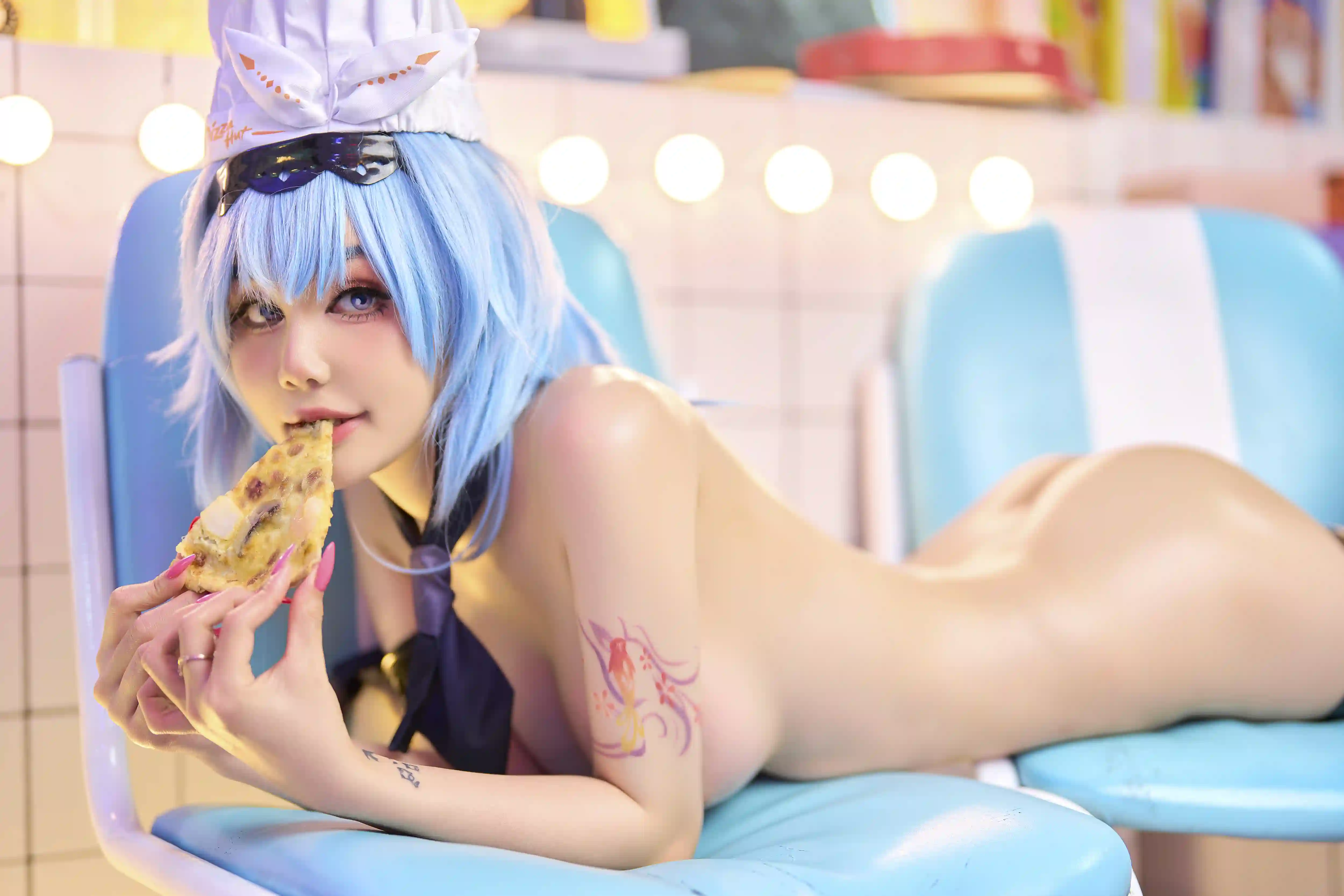 Joyce (Joyce Lin2x) cosplay Eula Pizza - Genshin Impact (44).webp