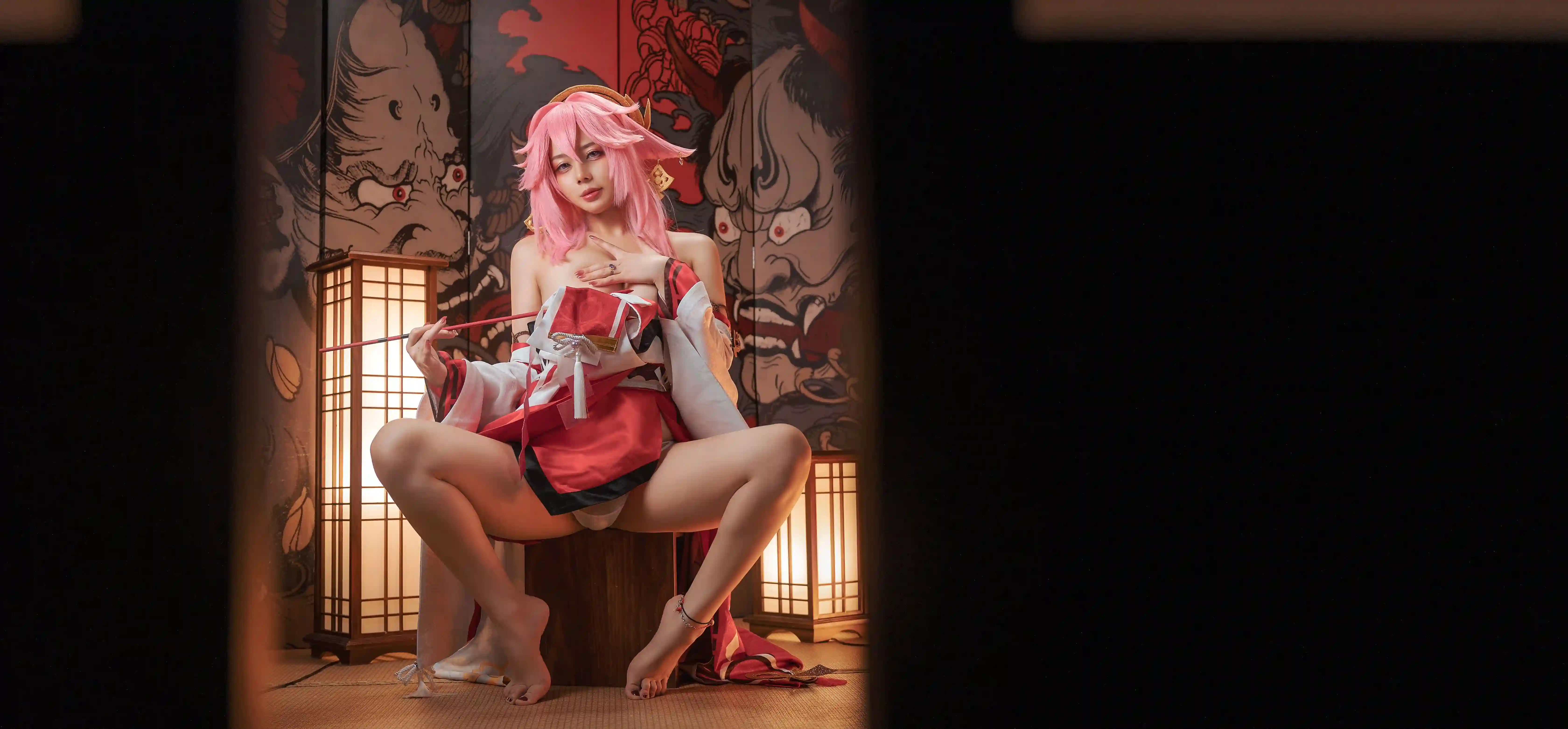 九言 (Jiu Yan) cosplay Yae Miko - Genshin Impact (15).webp
