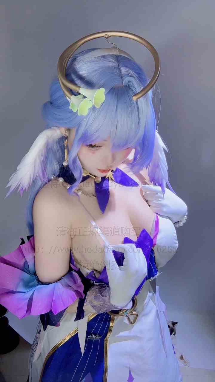 小瑶幺幺 (xiaoyaoyaoyao12) cosplay Robin - HonkaiStar Rail (3)(JPG).jpg