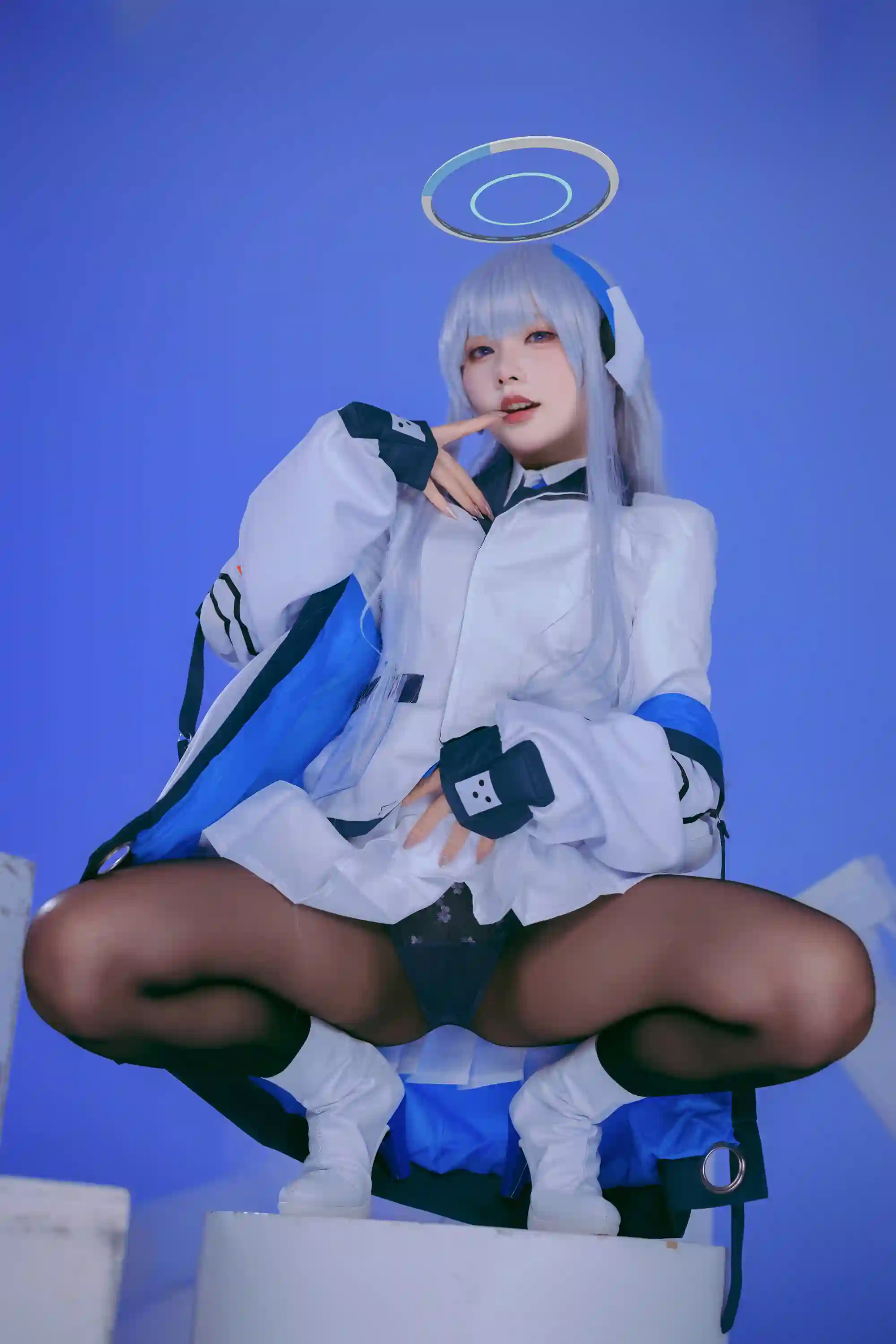 是一只熊仔吗 (Shi yi zhixiong zi ma) cosplay Ushio Noa - Blue Archive (5).webp