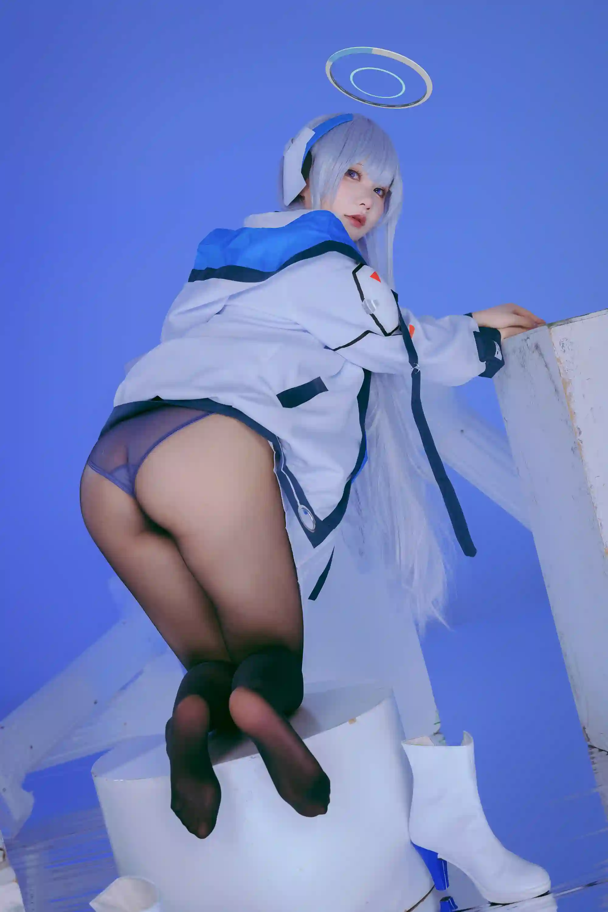 是一只熊仔吗 (Shi yi zhixiong zi ma) cosplay Ushio Noa - Blue Archive (13).webp