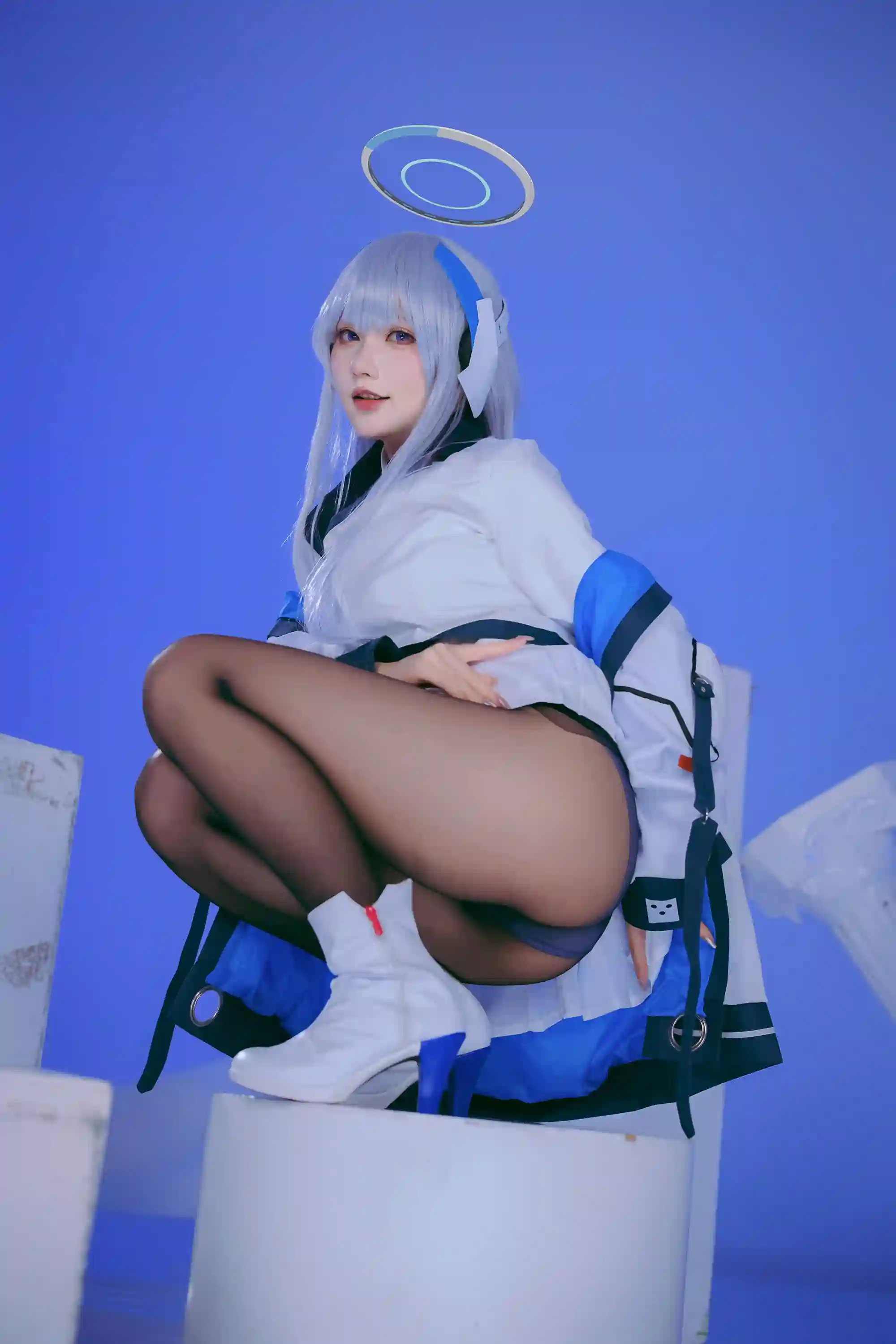 是一只熊仔吗 (Shi yi zhixiong zi ma) cosplay Ushio Noa - Blue Archive (4).webp