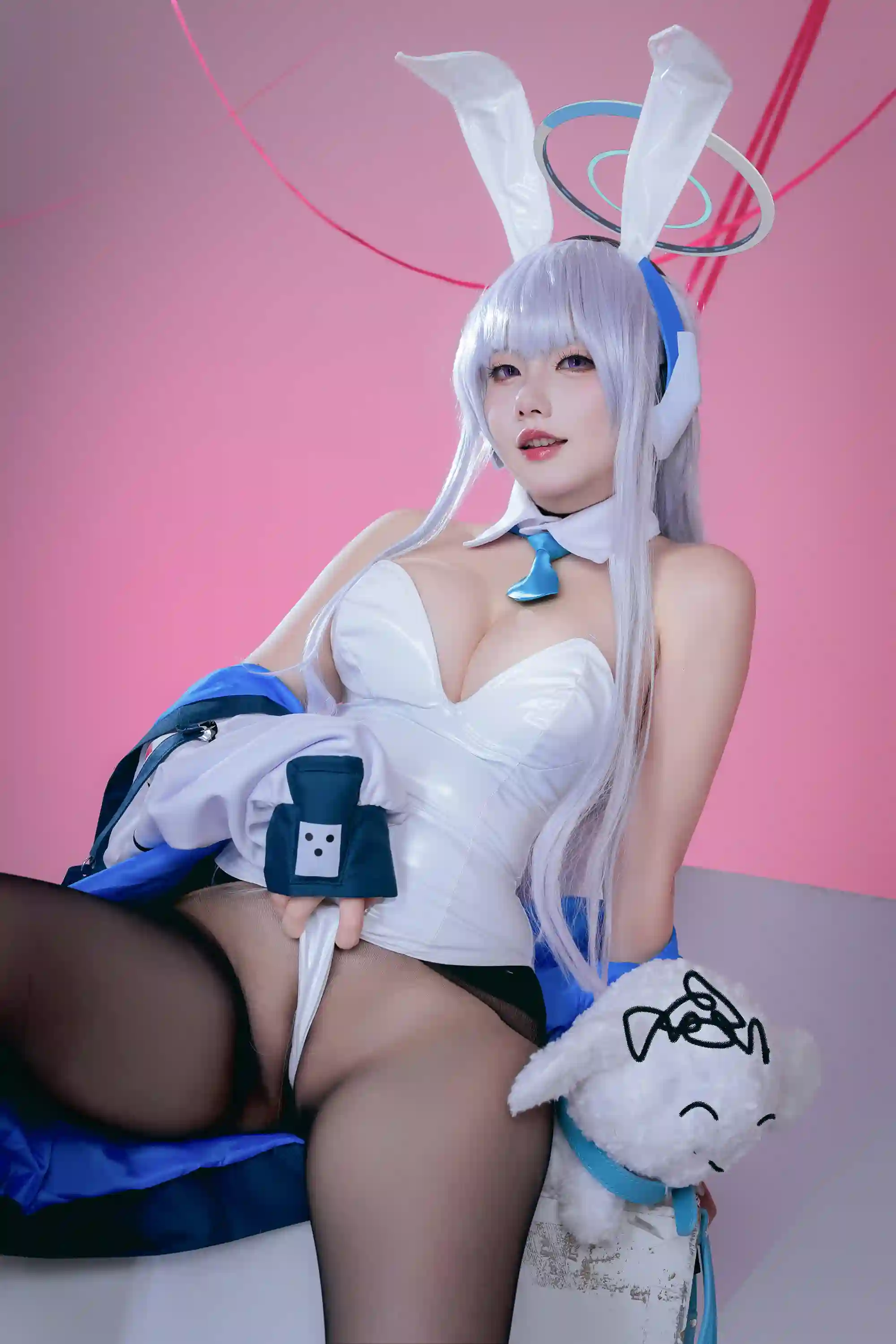 是一只熊仔吗 (Shi yi zhixiong zi ma) cosplay Ushio Noa - Blue Archive (37).webp