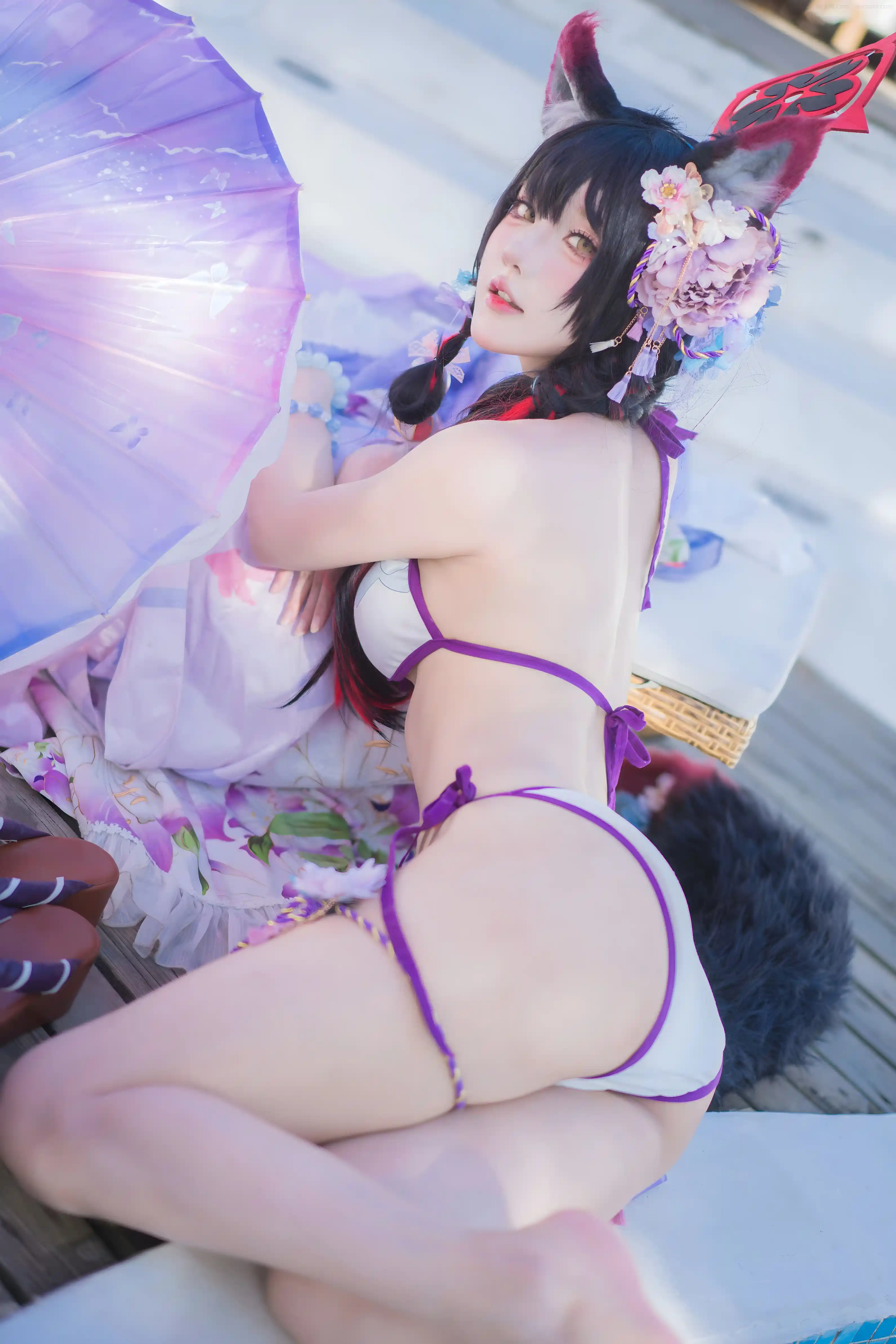 Abaoyeshitunia1 (阿包也是兔娘) cosplay Kosaka Wakamo Swimsuit - Blue Archive (23) - 022330.xyz.webp