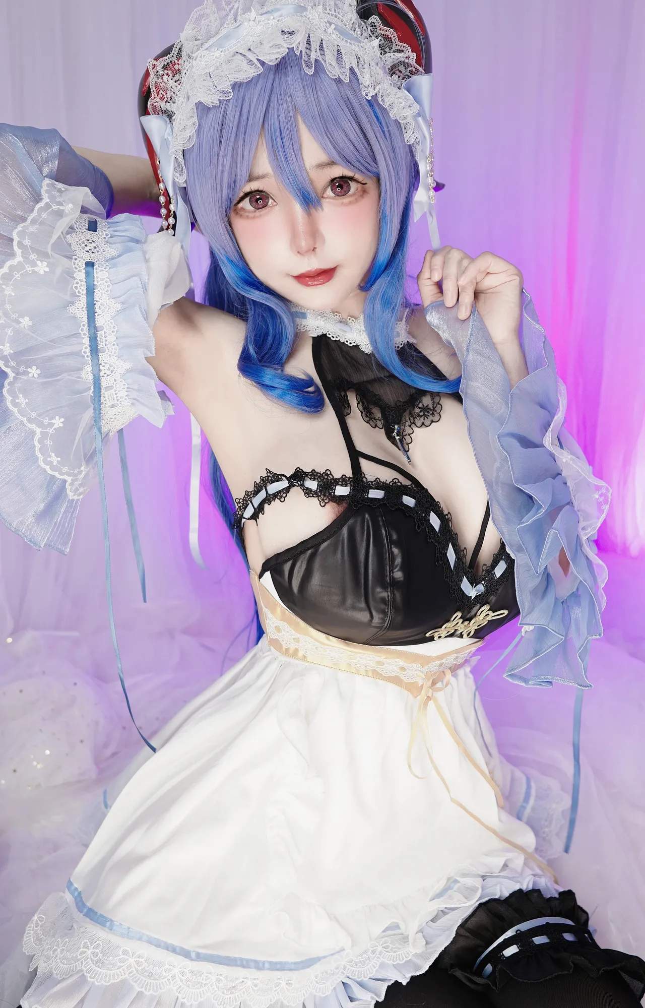 NekoChan – nsfw Ganyu maid selfie set