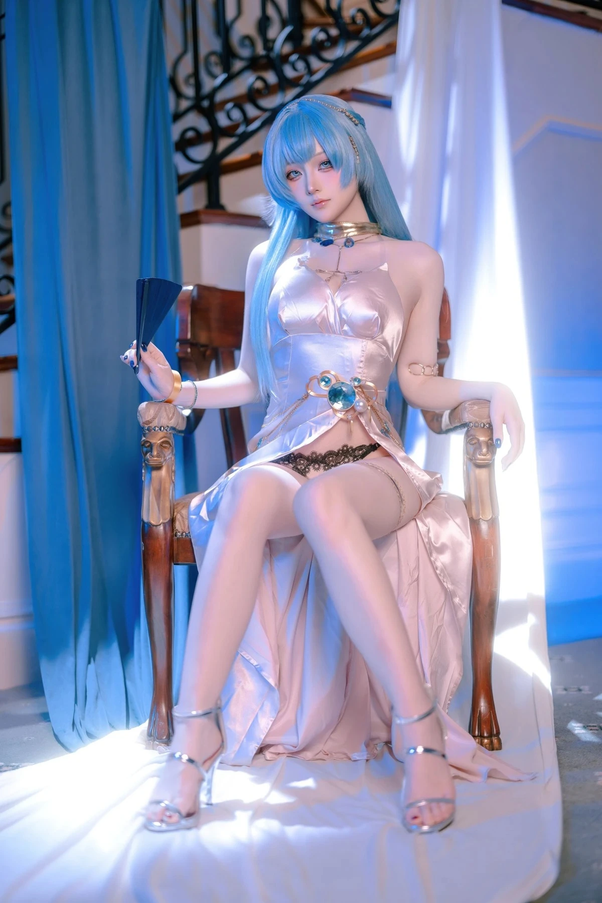 屿鱼 – 胜利校花 妮姬 海伦 礼服